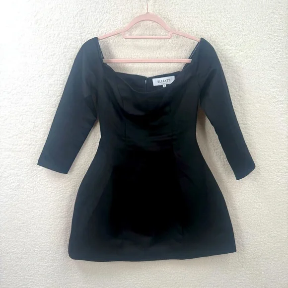 Elliatt | Dresses | Elliatt Vida Offshoulder Mini Dress Black Size Xs New |  Poshmark